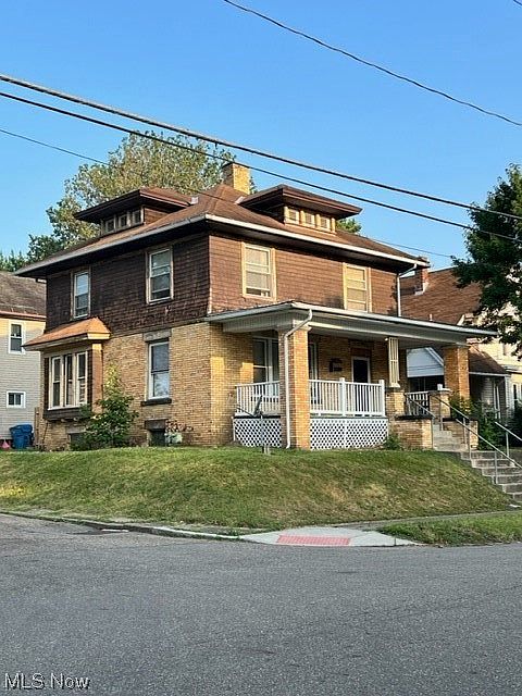 2nd image of 505 6th St NE