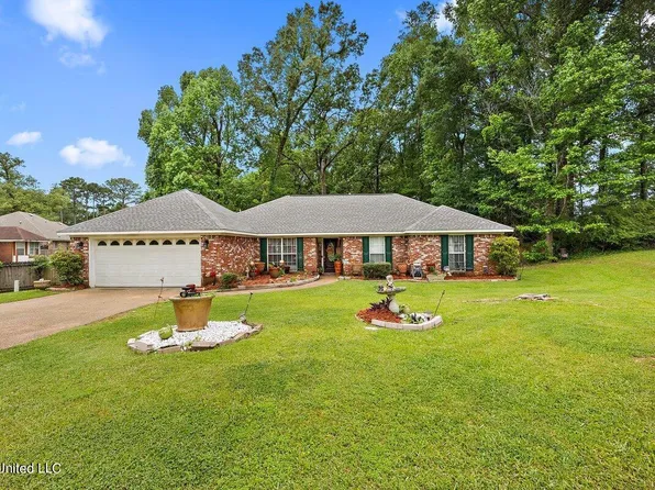 7 Woodstown Pl, Jackson, MS 39212