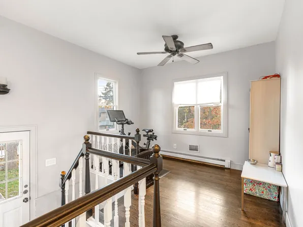 6 Mosely Avenue image 20 of 54