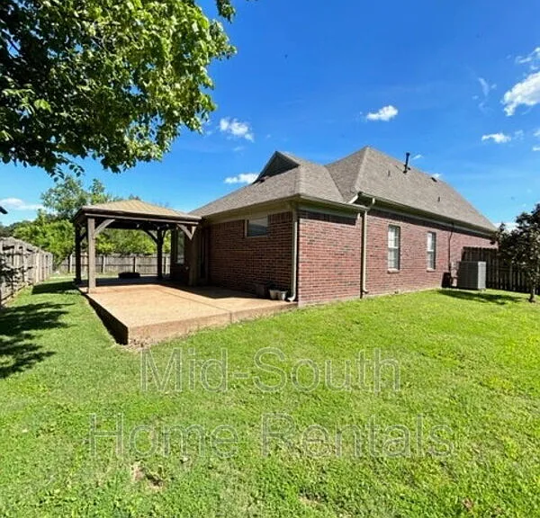 11817 Village Center St — Photo 19