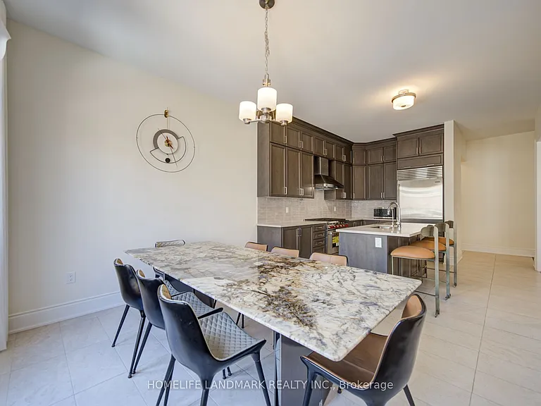 35 Red Giant St #MAIN 2ND FLOOR — Photo 24