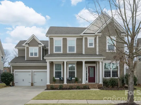 5031 Hamilton Mill Dr, Waxhaw, NC 28173