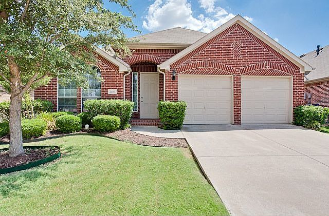 1st image of 3104 Fox Hollow Dr