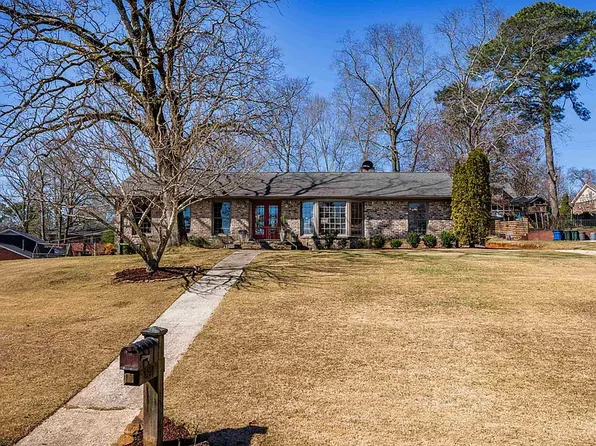 1228 Vista Ln, Vestavia Hills, AL 35216