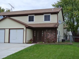 3941 Mallard Ln, Hanover Park, IL 60133