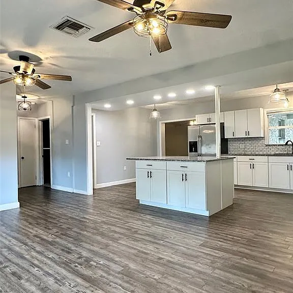 5936 Elm St — Photo 9