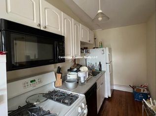 95 Moore St #3A, Cambridge, MA 02139