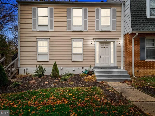 8898 Blade Green Ln, Columbia, MD 21045