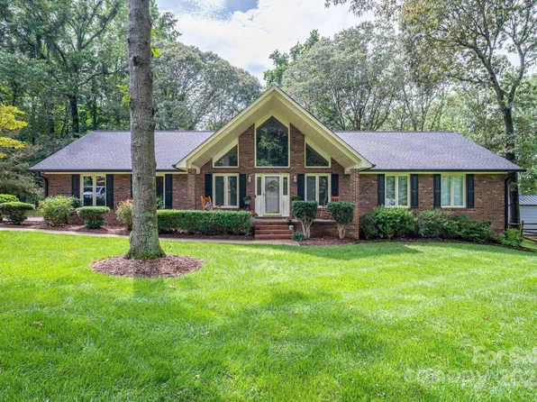 801 Walker Branch Rd, Lincolnton, NC 28092