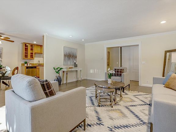 4th image of 300 Union Ave APT 26