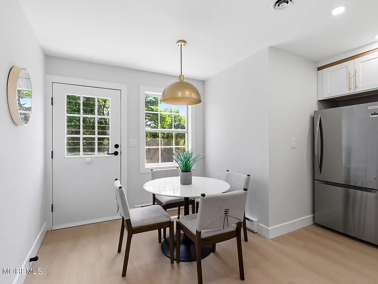 2 Leighton Ln — Photo 17