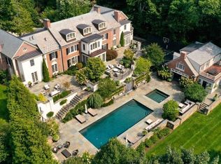 8 Rolling Ln, Weston, MA 02493