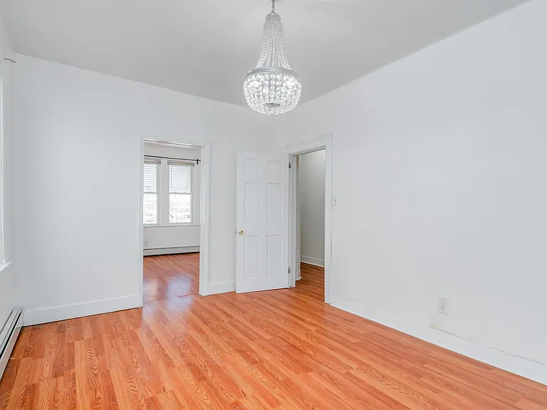 404 Danforth Ave — Photo 3