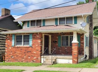 4 W Market St, Burgettstown, PA