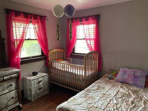5th image of 1410 Early St