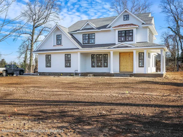 4 Bucchop Lane, Middletown, NJ 07748