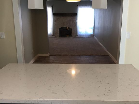 4th image of 2357 SE Lindenbrook Ct