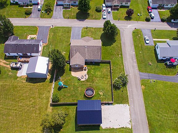 4th image of 111 Eastland Ct