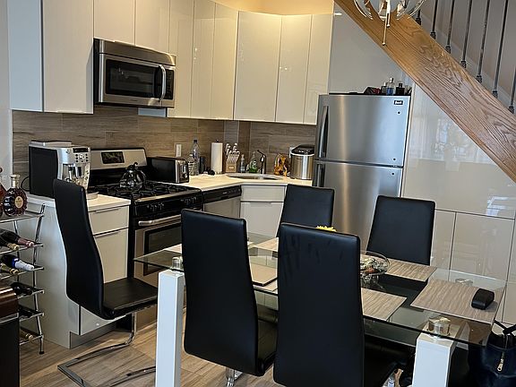 5th image of 3134 Guider Ave #6B