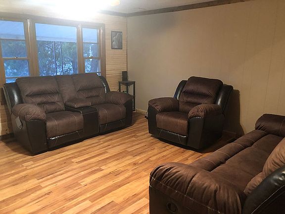 3rd image of 26 Todd St