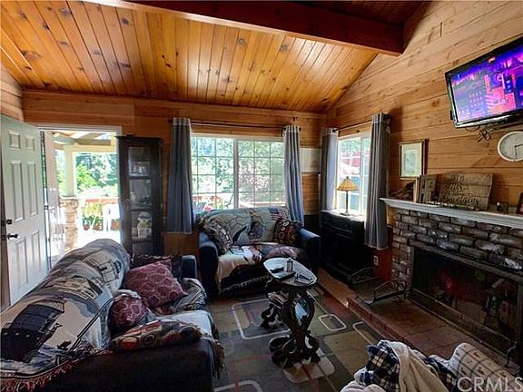 3rd image of 26452 Alpine Ln