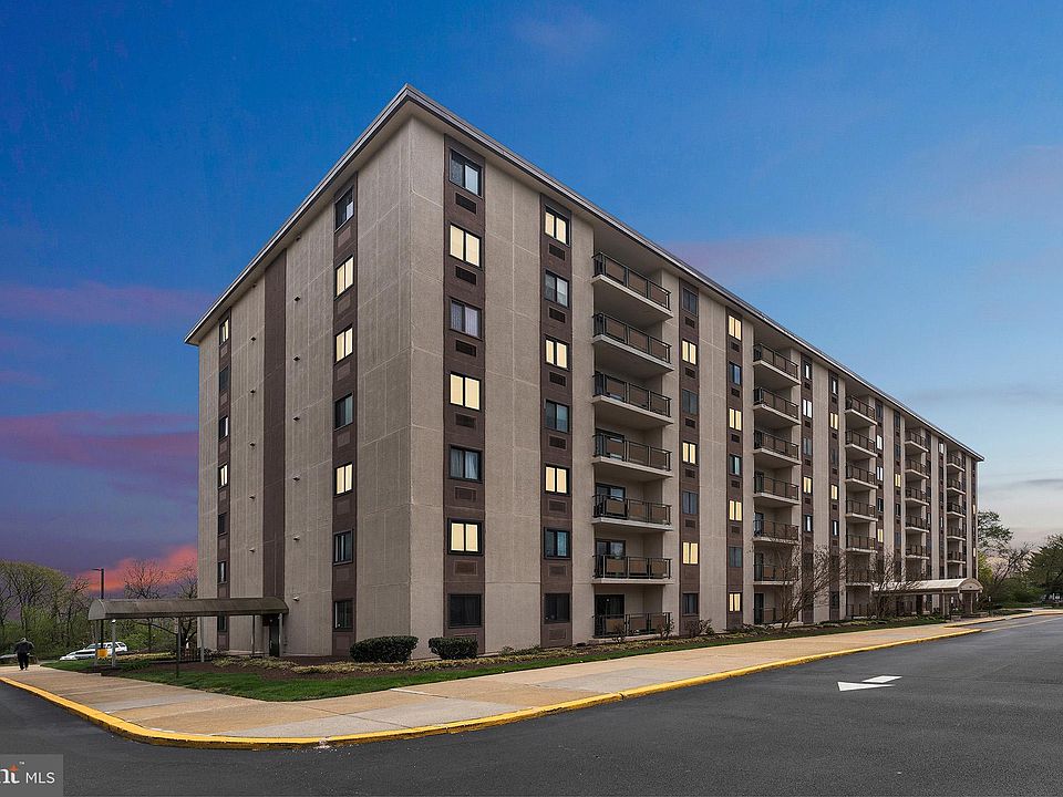 1st image of 27206 Valley Run Dr #206