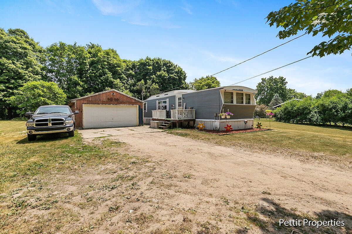 706 N Lincoln St, Stanton, MI 48888 Zillow
