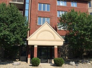 8445 Manor Ave APT 304, Munster, IN 46321