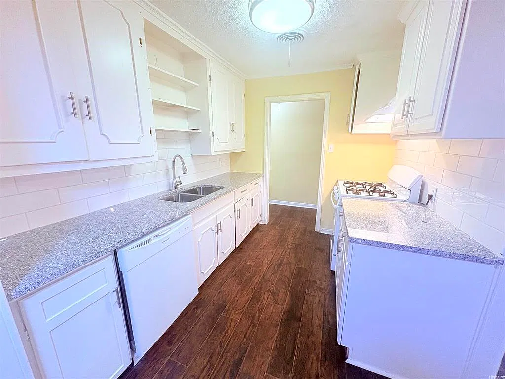 4719 West Drive - 1 — Photo 3