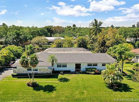 5th image of 7860 SW 141st St