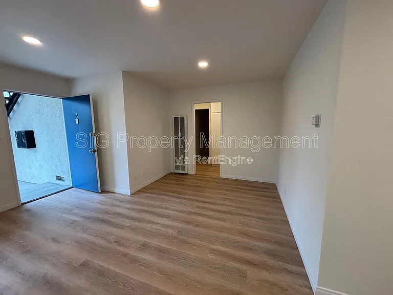 414 N Columbus Ave #A — Photo 11