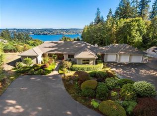 8565 Landing Ln SE, Pt Orchard, WA 98367