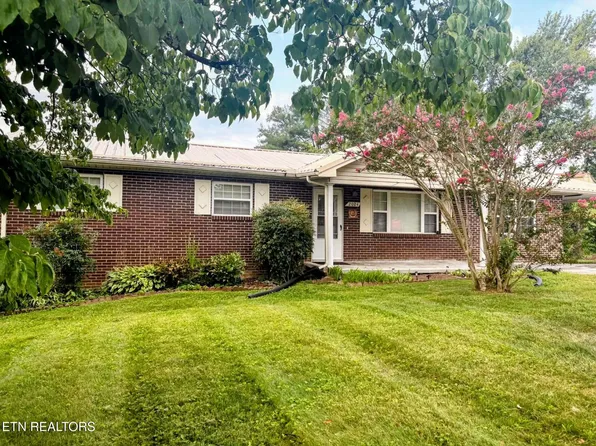 2024 Rose Dr, Tazewell, TN 37879
