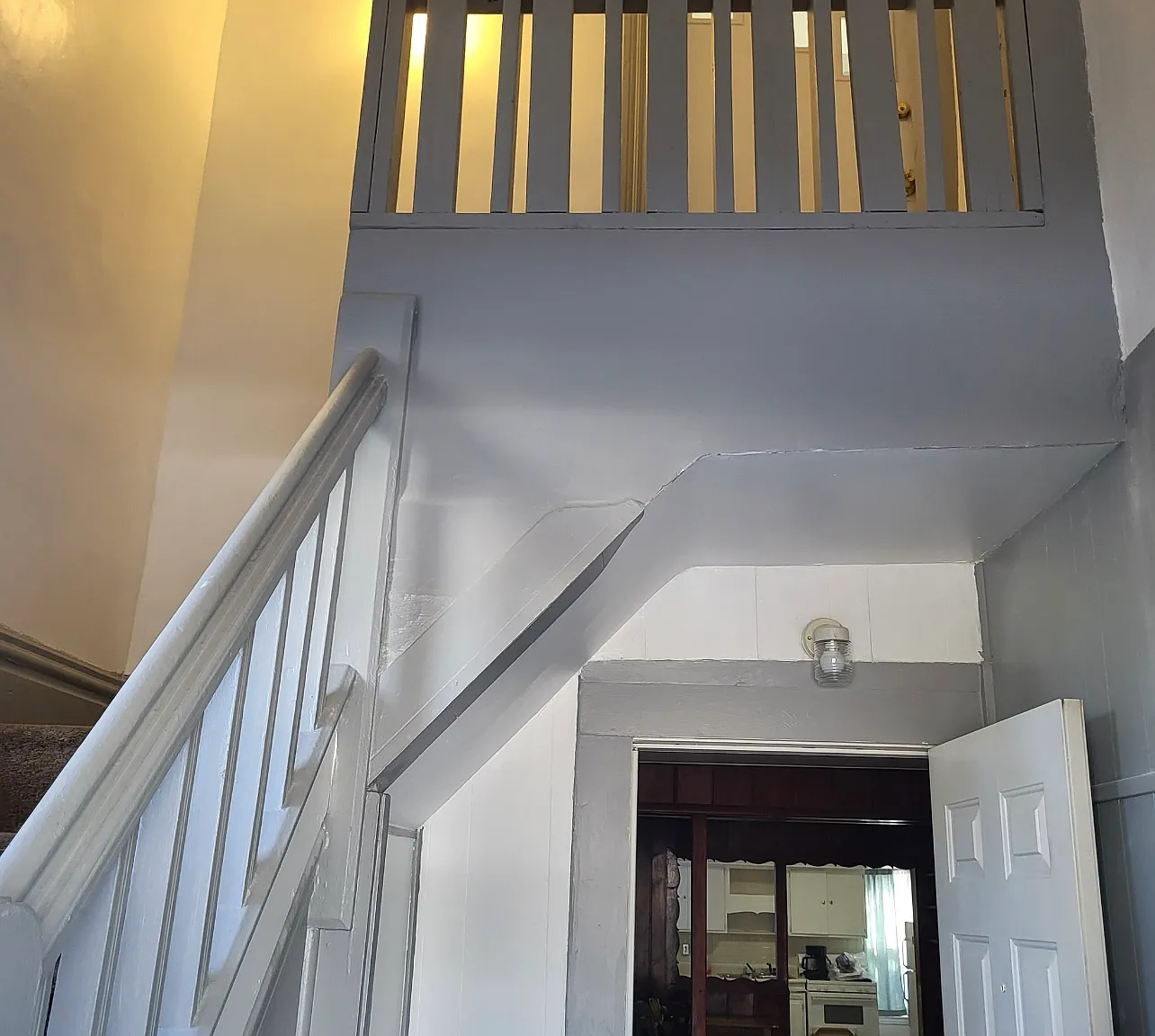 2 bed, 1100 sqft, $1,100 — Photo 2