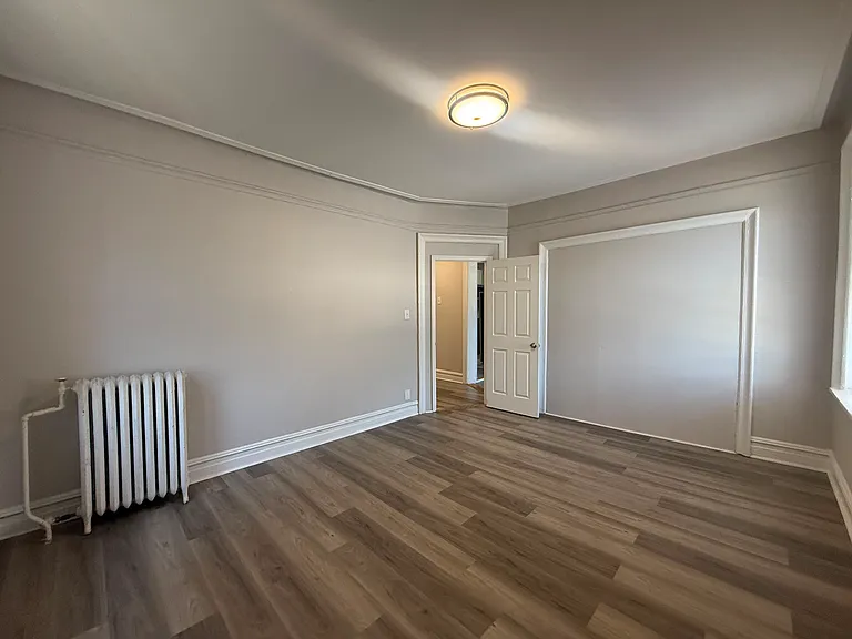 629 Bergen Ave #203 — Photo 9