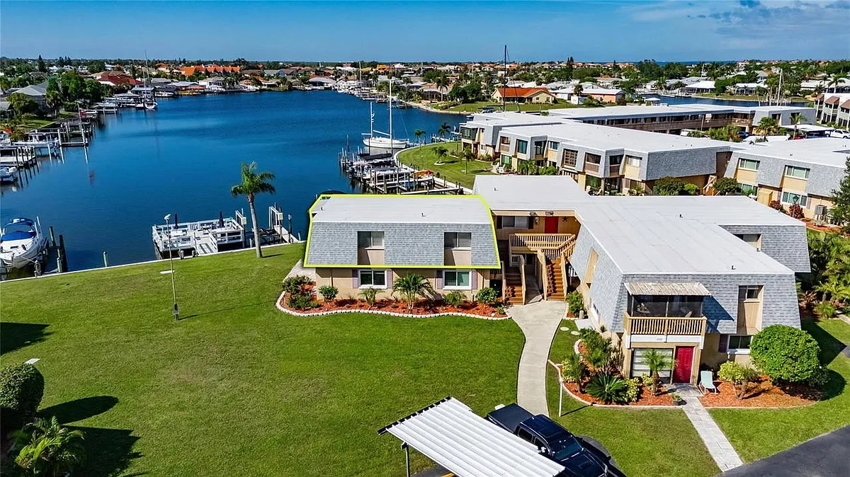 Building Photo - 1000 Apollo Beach Blvd #204