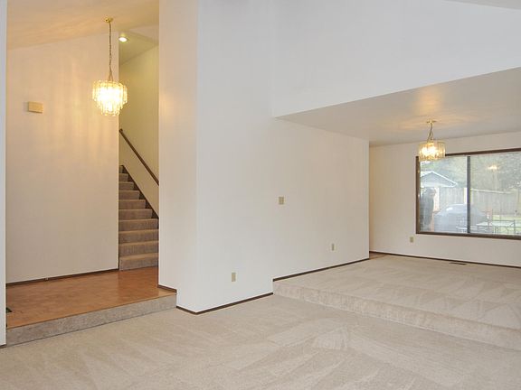 3rd image of 1331 222nd Pl NE