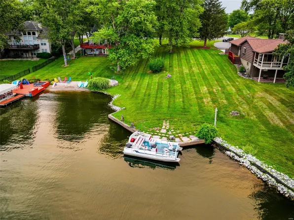 502 Overlook Dr, Edwardsville, IL 62025