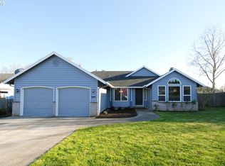 849 E 9th Ct, Lafayette, OR 97127