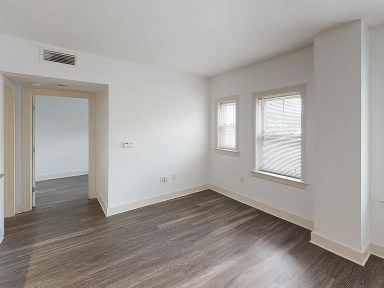 Dining/Living room