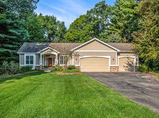 1468 Pleasant Wood Dr NE, Rockford, MI 49341