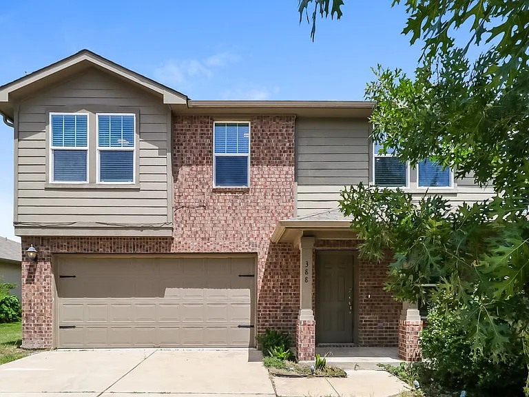 388 Musgrav — Photo 1