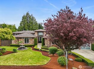 1038 Belfair Rd, Bellevue, WA 98004