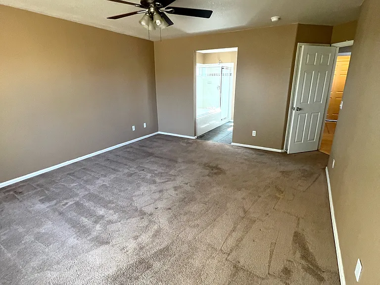 20600 E Dartmouth Dr — Photo 5
