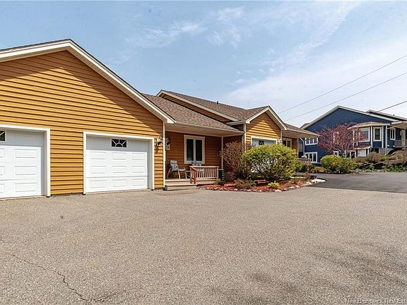 5th image of 38 Merritt Hill Rd