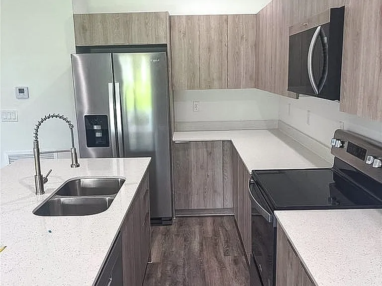 1266 Milwaukee Blvd — Photo 6