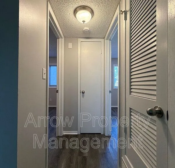 729 H St #2 — Photo 4