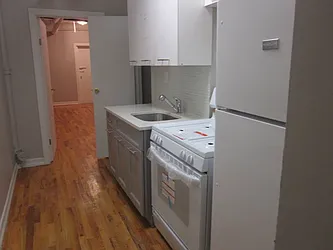 Rented by Space Link Realty