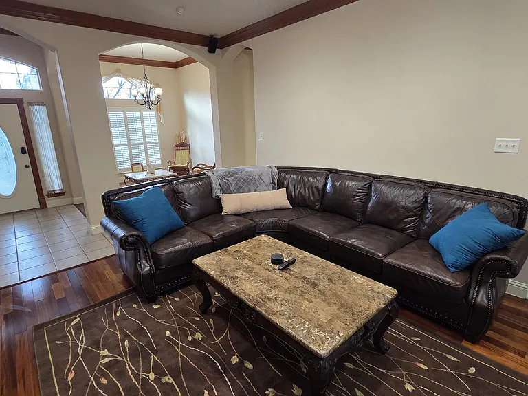 6925 Katherine Ct — Photo 39