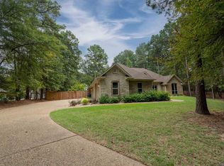 260 Lake Estates Trl, Longview, TX 75605